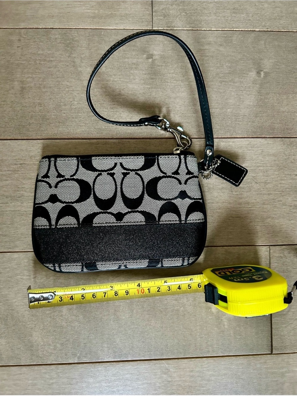 Coach Signature Wristlet - Picture 7 of 12
